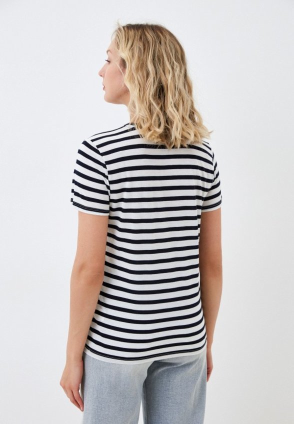 Футболка Colin's