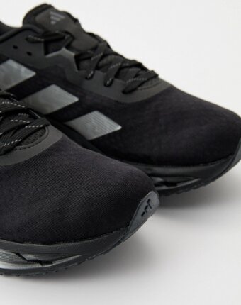 Кроссовки adidas мужчинам