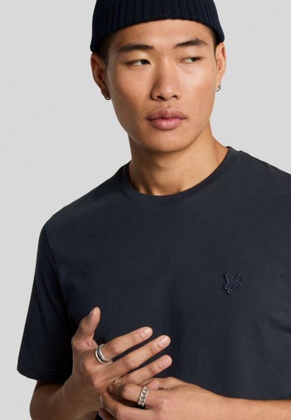 Футболка Lyle & Scott