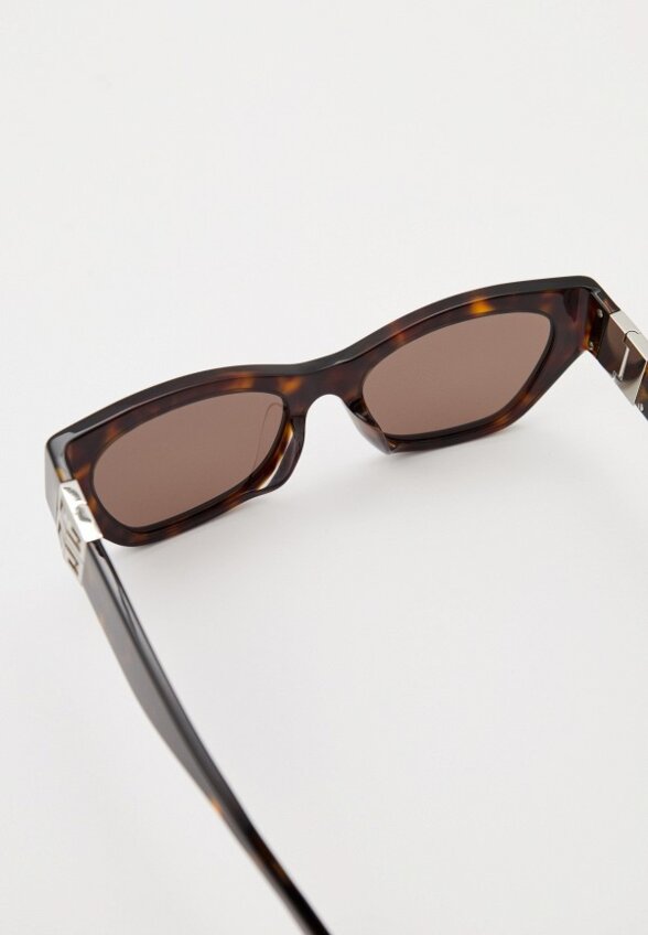 Очки солнцезащитные Givenchy