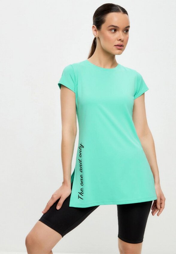 Футболка спортивная Fitbomb