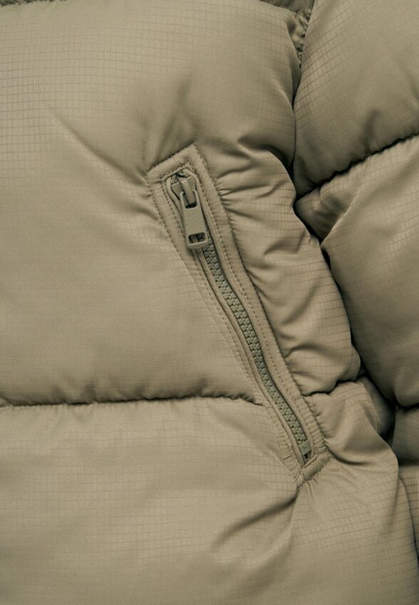 Пуховик Твое