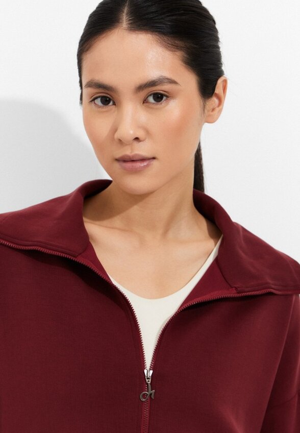 Олимпийка Deha