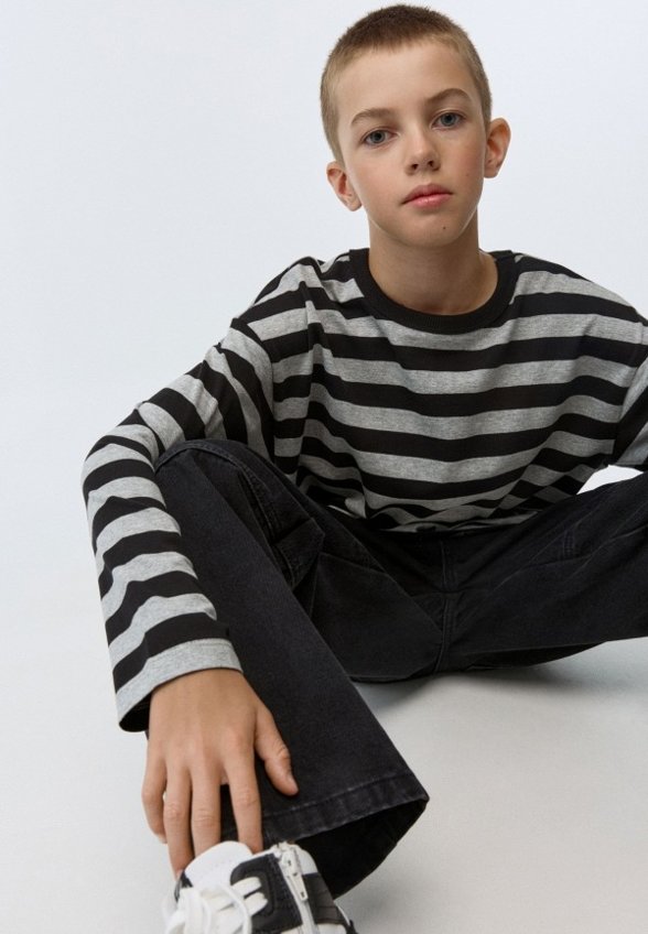 Лонгслив Sela