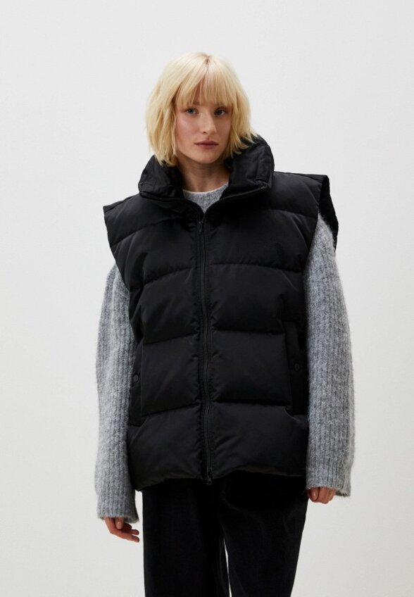 Жилет утепленный JNBY