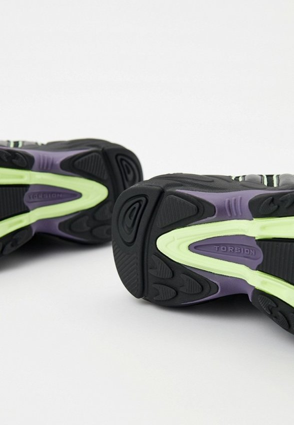 Кроссовки adidas Originals