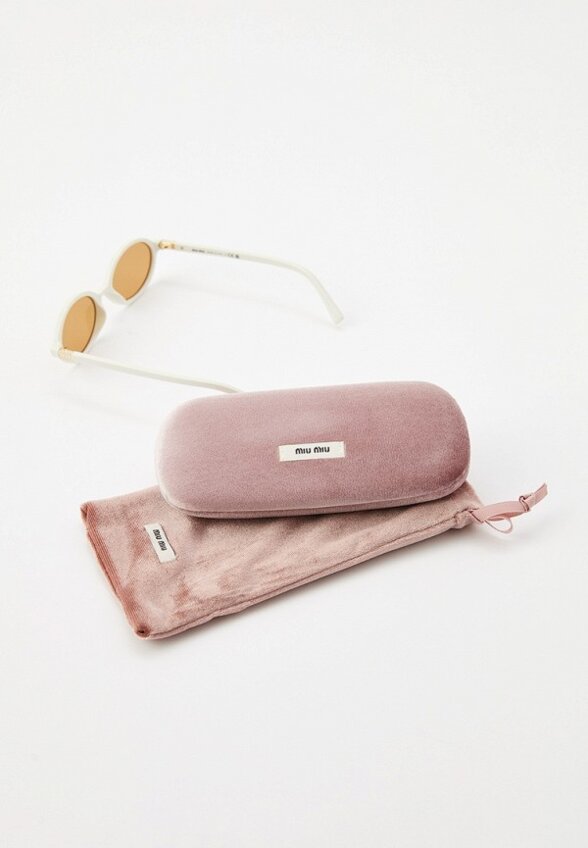 Очки солнцезащитные Miu Miu