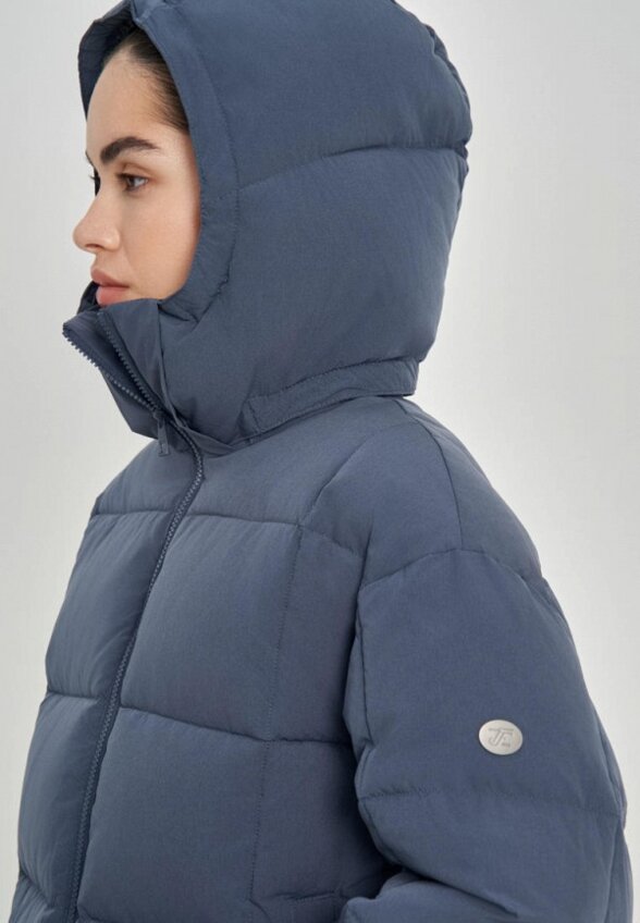 Пуховик Finn Flare