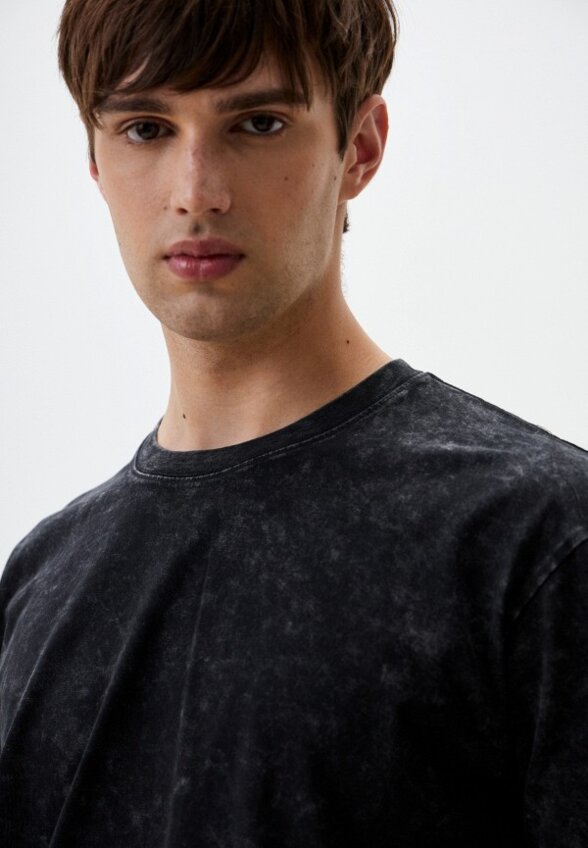 Футболка Minaku