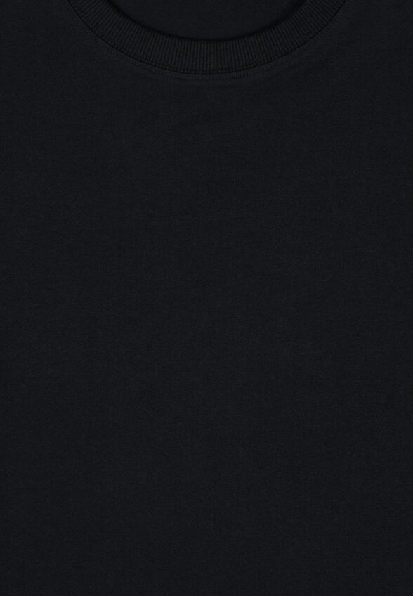 Футболка Апрель