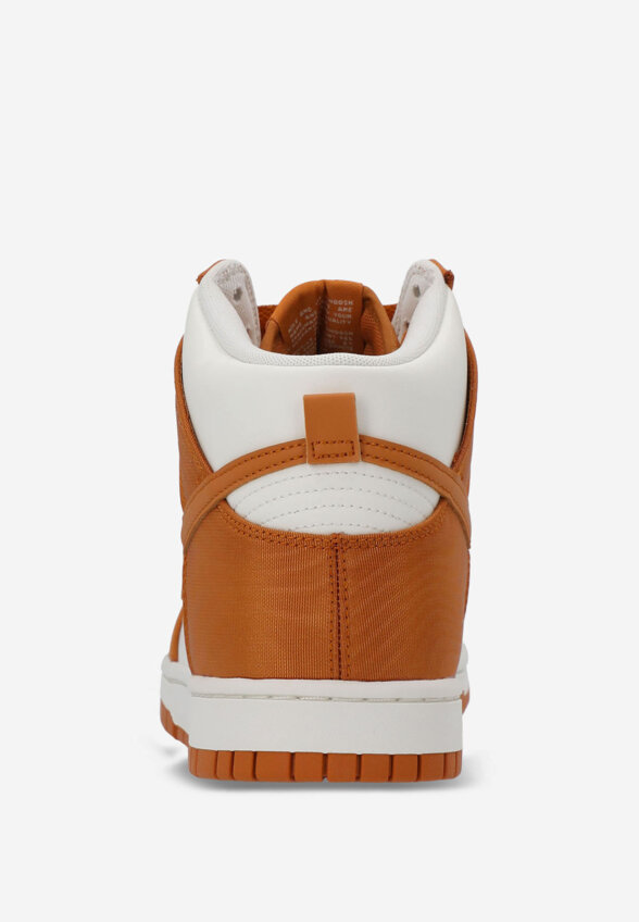 Кеды мужские Nike Dunk High Retro Se, Оранжевый