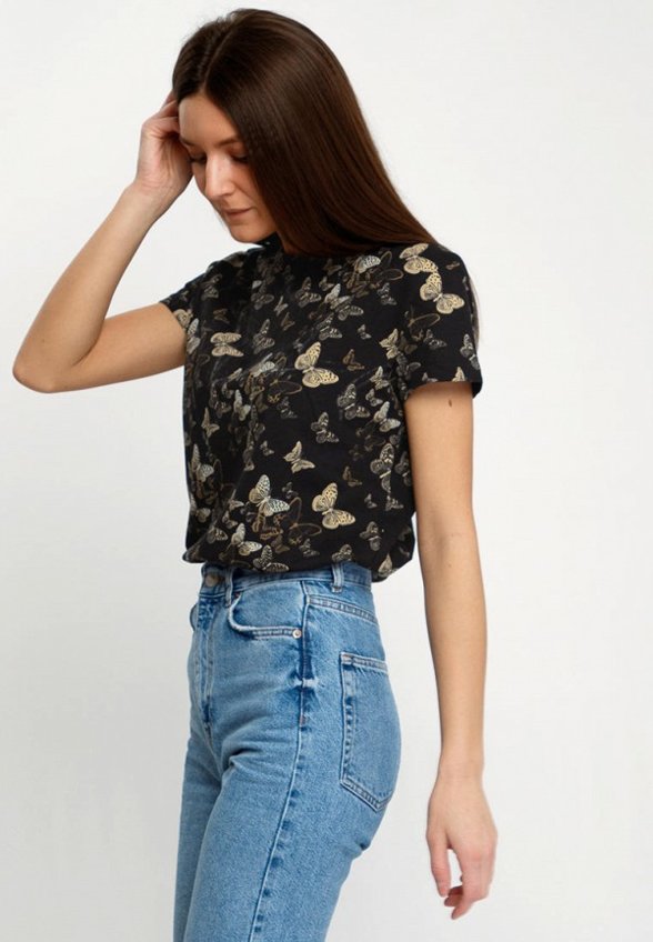 Футболка Апрель