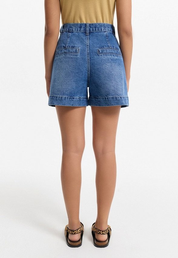 Шорты джинсовые Love Republic