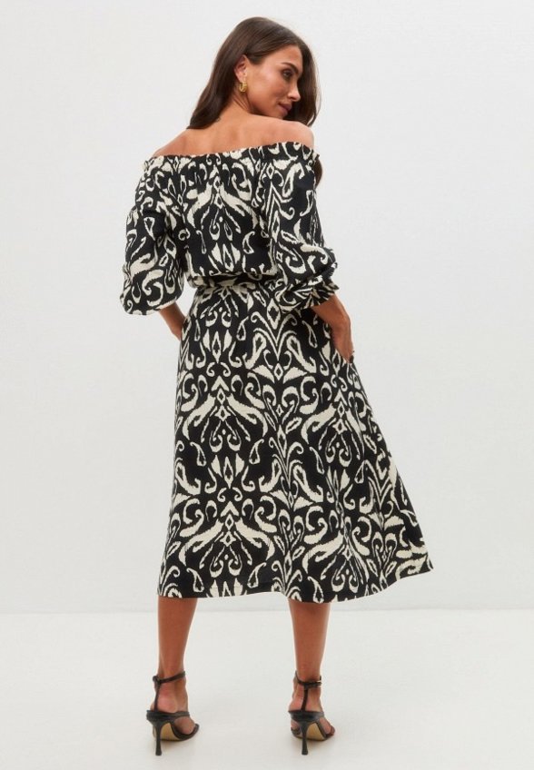 Платье Noele Boutique