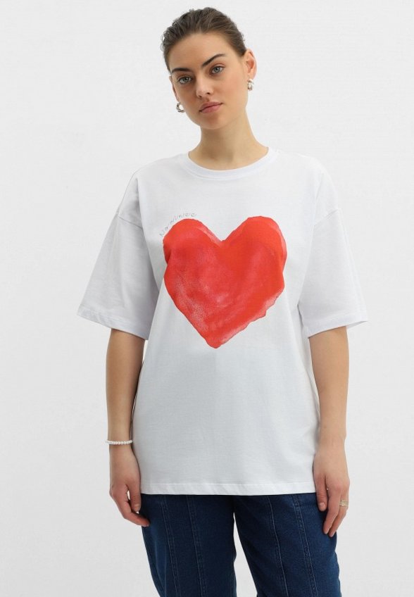 Футболка Nominee