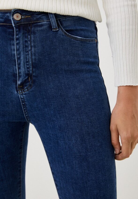 Джинсы Vitacci