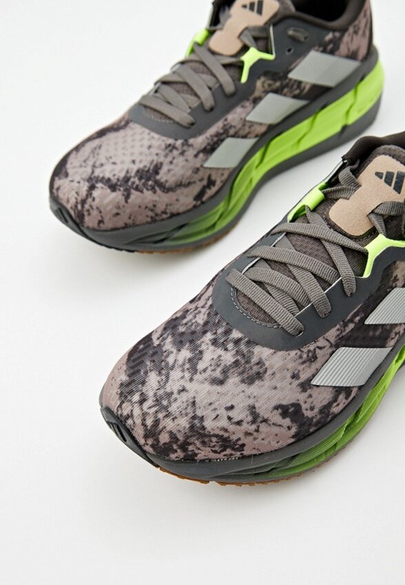 Кроссовки adidas