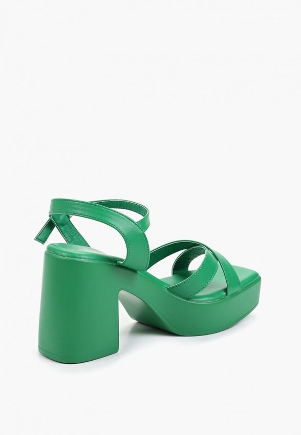 Босоножки Abricot