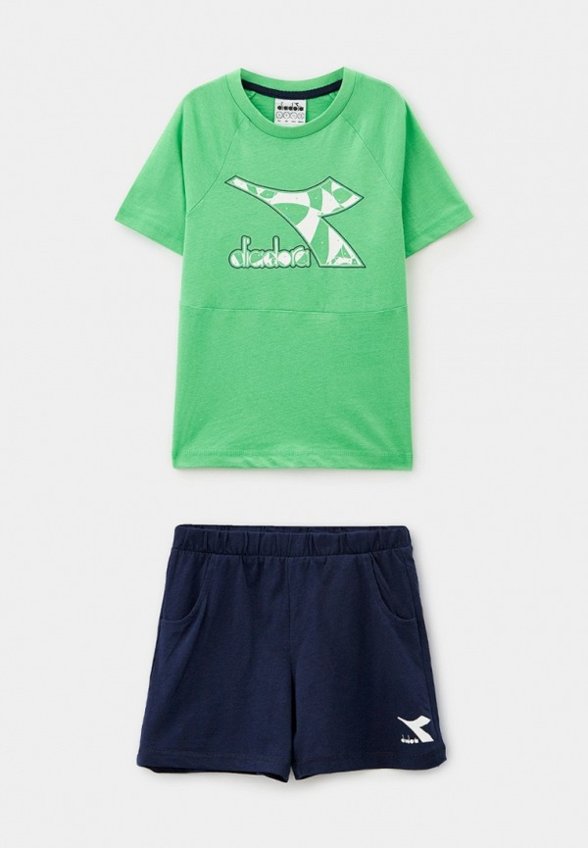 Футболка и шорты Diadora