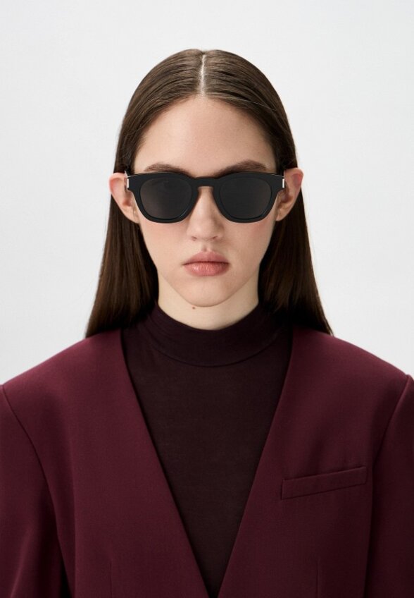 Очки солнцезащитные Saint Laurent