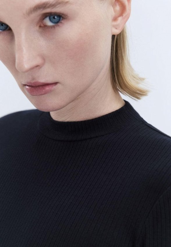 Лонгслив Befree