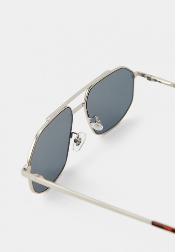 Очки солнцезащитные Ruxara