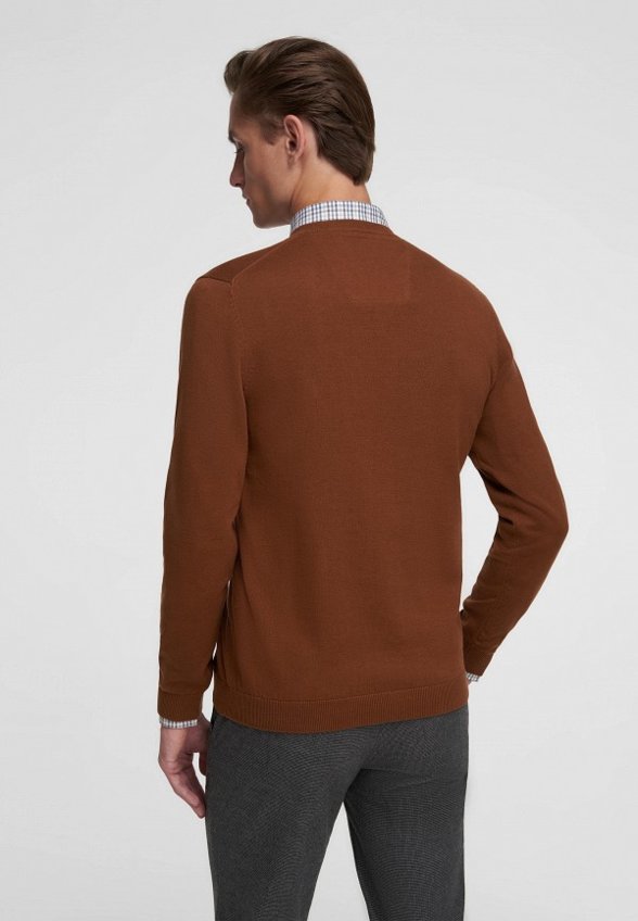 Пуловер Henderson