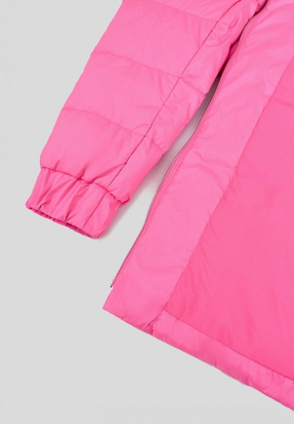 Пуховик и варежки Baon