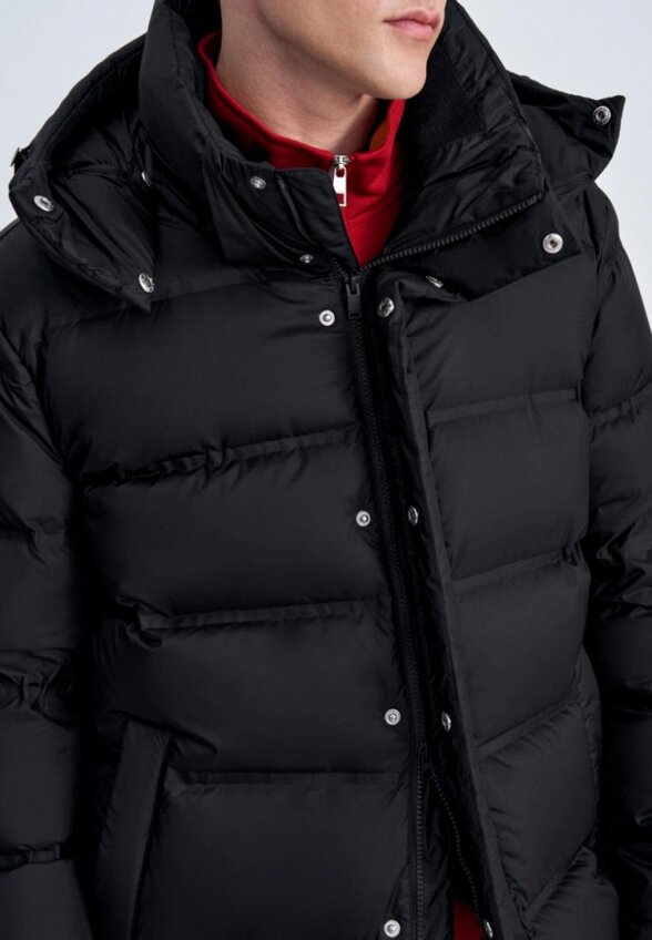 Пуховик Finn Flare