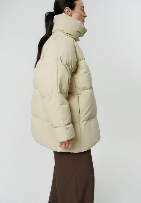 Пуховик Daisyknit