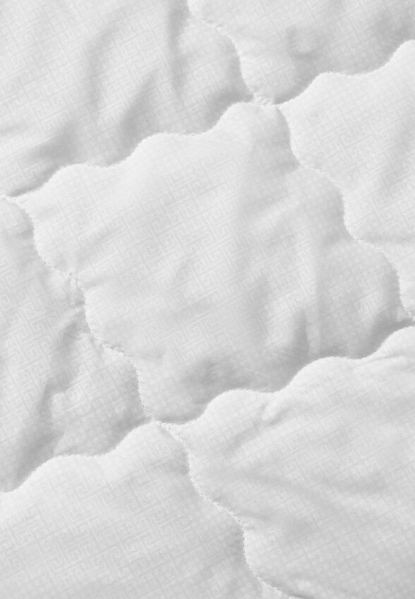 Одеяло 1,5-спальное buyson