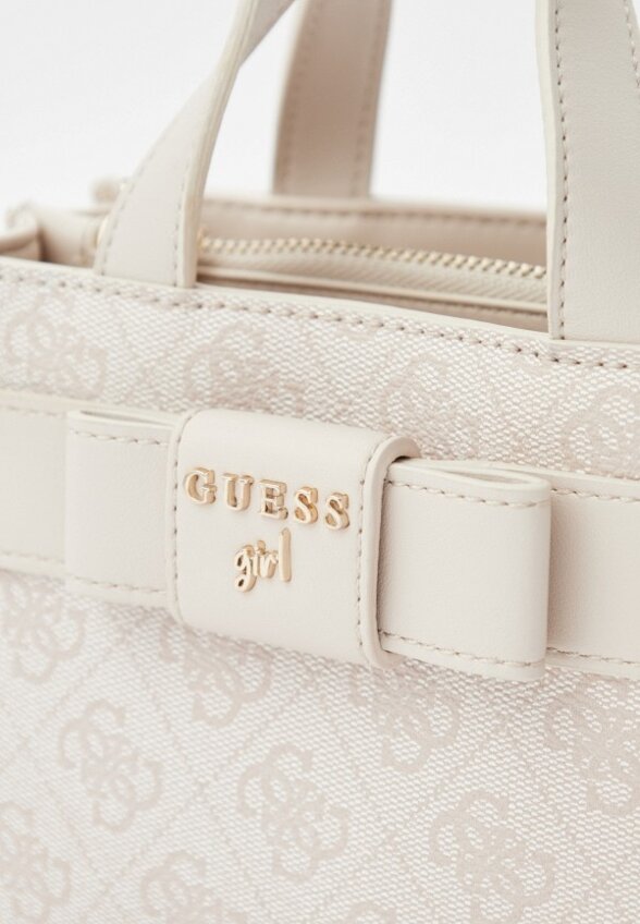 Сумка Guess