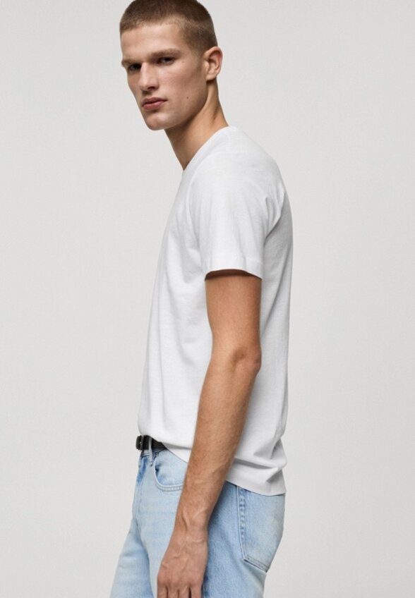 Футболка Mango Man