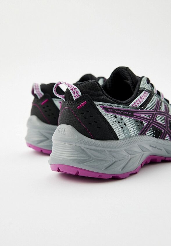 Кроссовки ASICS