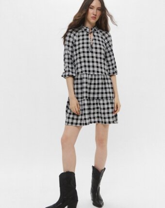 Платье H&M женщинам