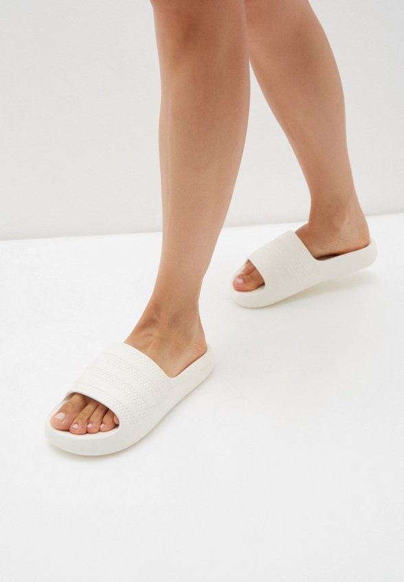 Сланцы adidas Originals