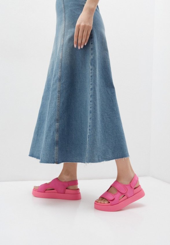 Сандалии Escan