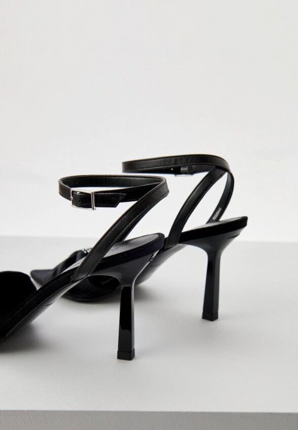 Босоножки Hugo