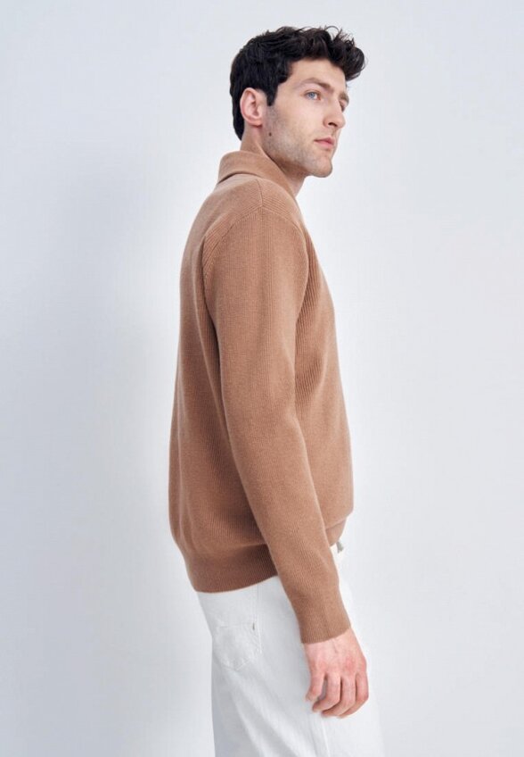 Пуловер Finn Flare