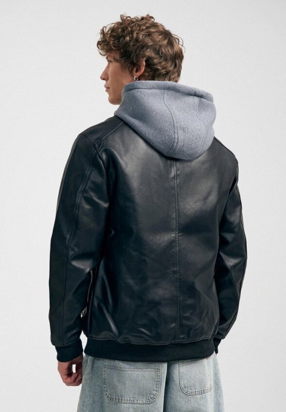 Куртка кожаная Твое
