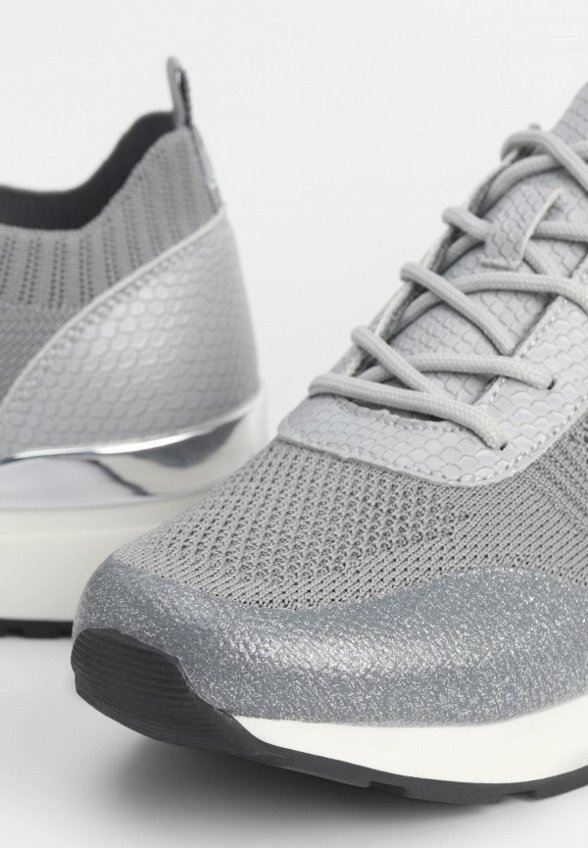 Кроссовки Donna D’oro