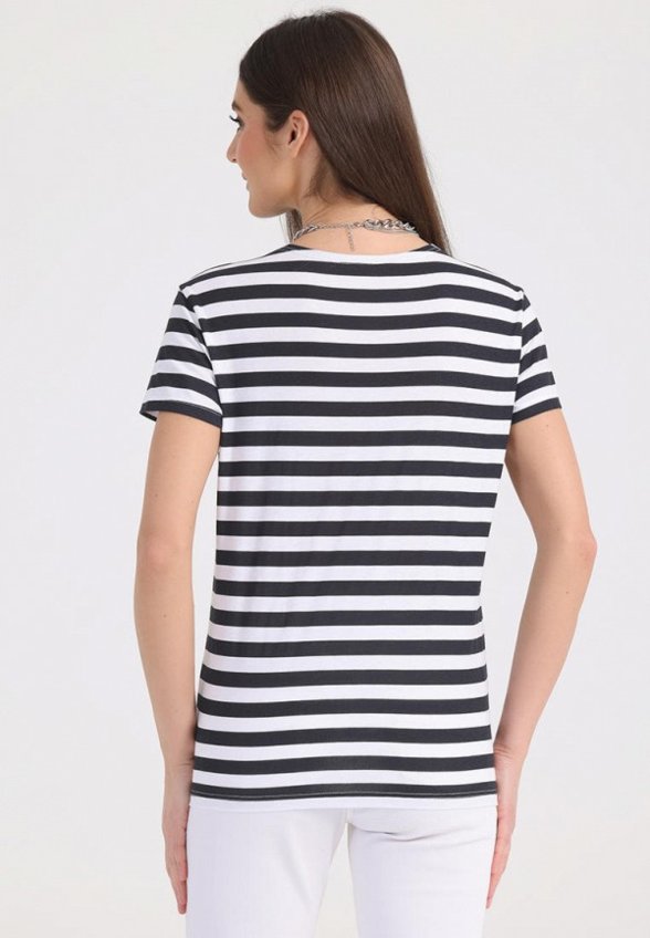 Футболка Апрель