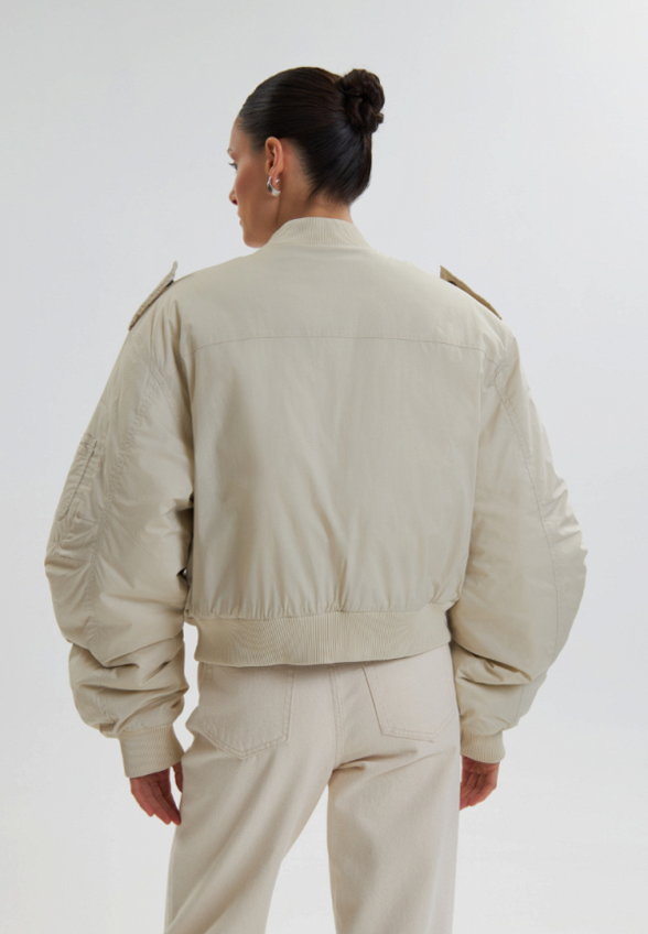 Бомбер Lumiere Magique