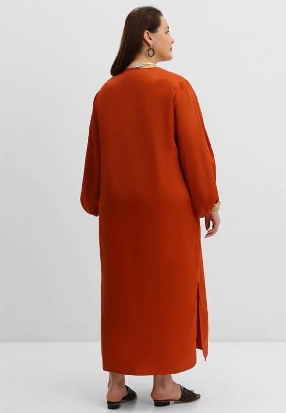 Платье Villosa