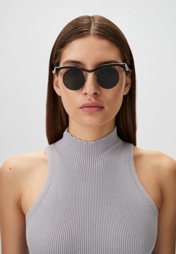 Очки солнцезащитные Prada