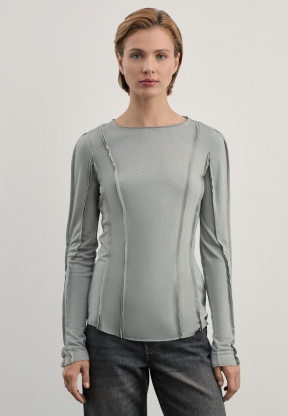 Лонгслив Zarina