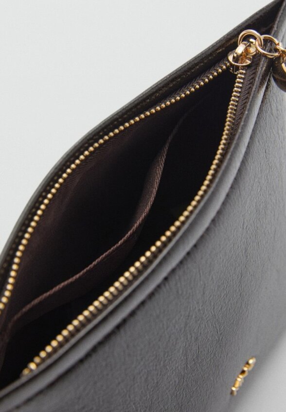 Косметичка Mango