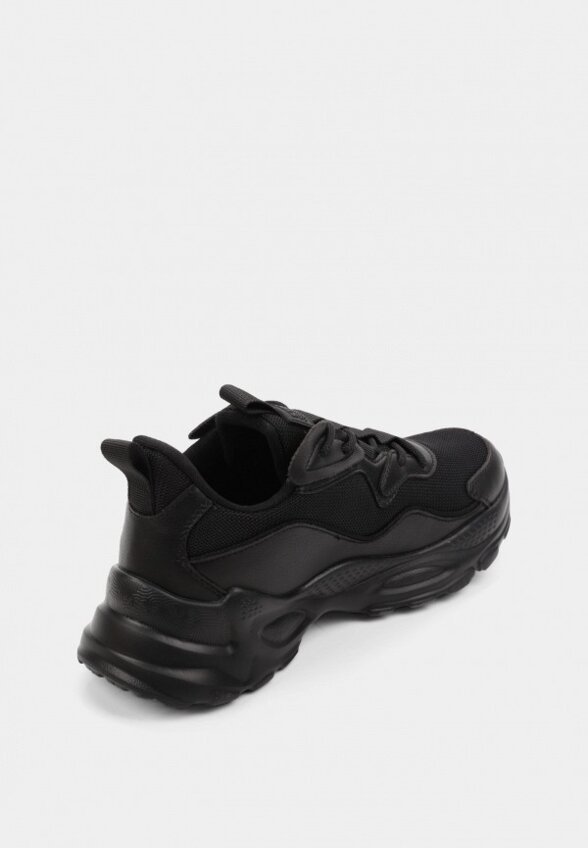 Кроссовки Strobbs