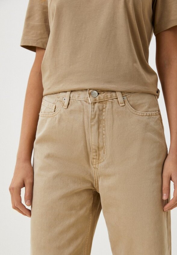 Джинсы Qwentiny