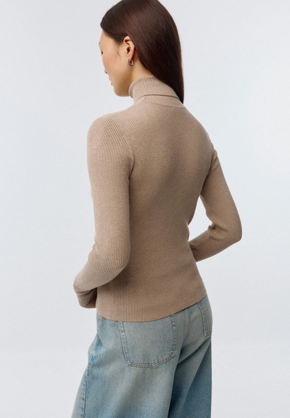 Водолазка Sela